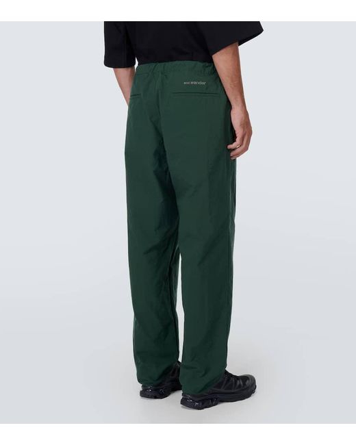 Pantalones tapered Nylon Chino Tuck And Wander de hombre de color Green