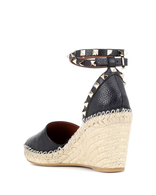 valentino wedges black