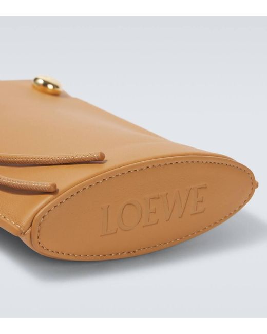Loewe Crossbody Bag Pebble Dice Aus Leder in Natural für Herren