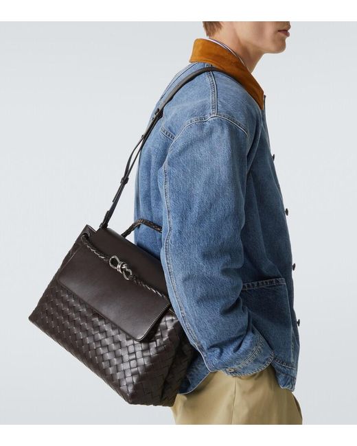 Bottega Veneta Black Andiamo Medium Leather Messenger Bag for men