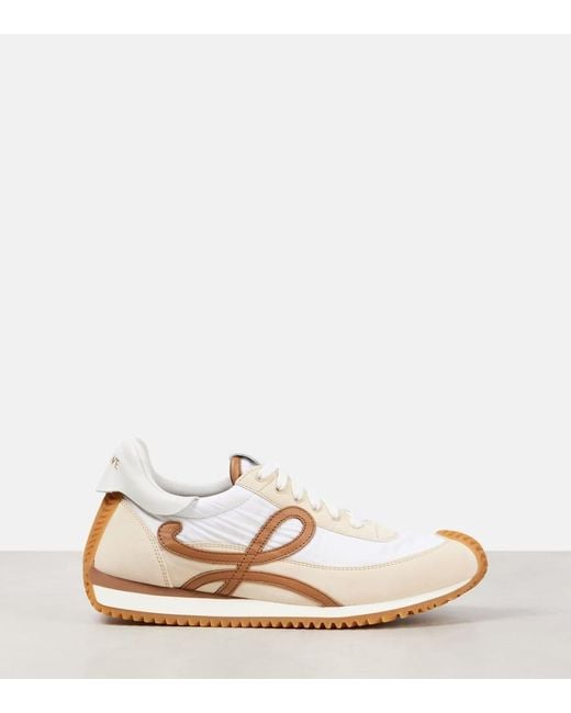 Baskets Flow Runner 2.0 En Daim Loewe en coloris White