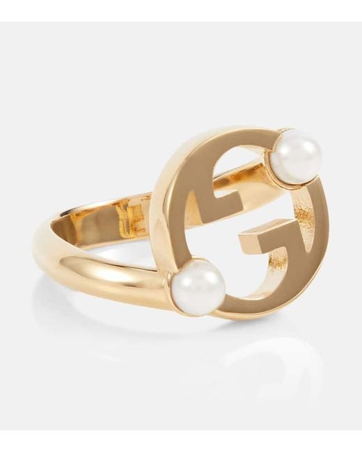 Anello Blondie Interlocking G con perle bijoux di Gucci in Metallic