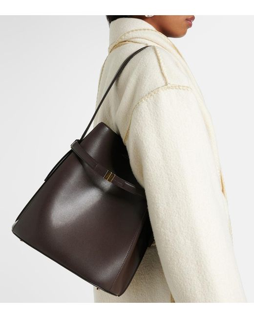 Totême  Black Bucket Bag Aus Leder