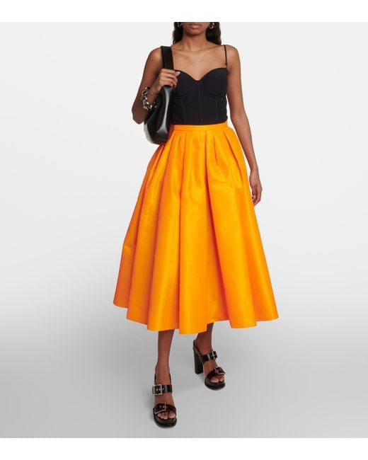 スカート Alexander Mcqueen Flared Midi Skirt McQueen High-rise Faille Midi Skirt in Orange | Lyst