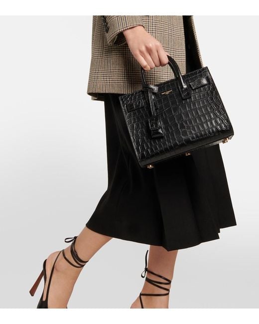 Sac Porté Épaule En Cuir "nano Sac De Jour" Saint Laurent en coloris Black