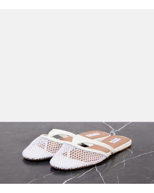 【関税&送料込】Alaia Infradito Infradito leather and fishnet mules in gold - Alaia | Mytheresa