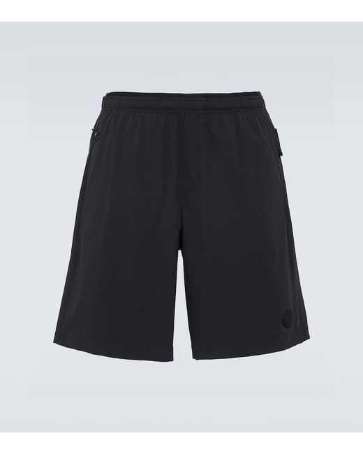 Shorts in tessuto tecnico di Moncler in Black da Uomo