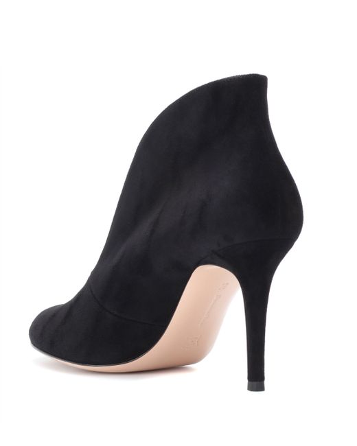 Gianvito Rossi Vamp 85 Suede Ankle Boots in Black | Lyst