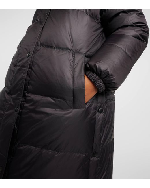Manteau doudoune reversible Yves Salomon en coloris Black