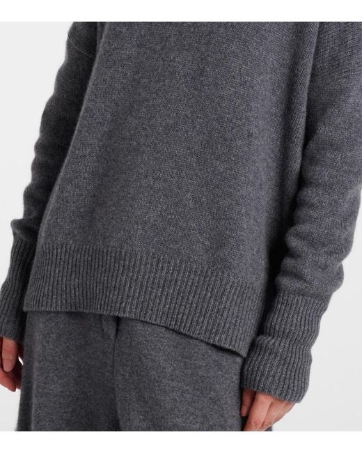 Lisa Yang Gray Heidi Cashmere Turtleneck Sweater