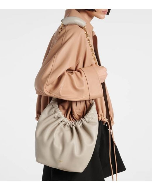 Loewe White Schultertasche Squeeze Small Aus Leder
