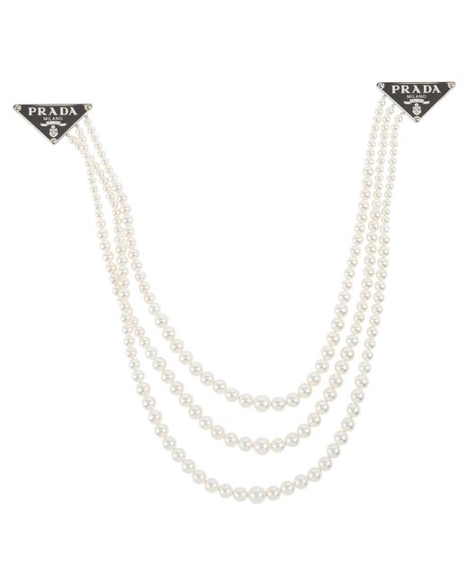 Spilla in argento sterling con perle bijoux di Prada in White