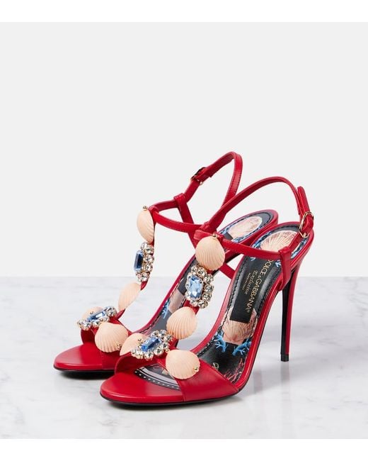 Dolce & Gabbana Red Verzierte Sandalen Capri aus Leder