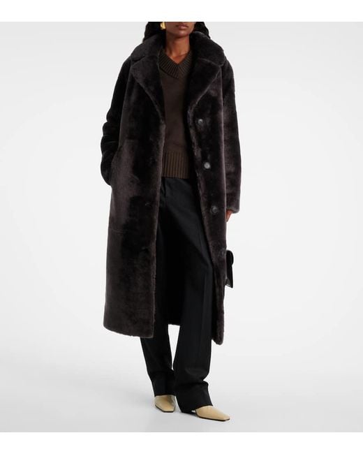 Cappotto di Yves Salomon in Black