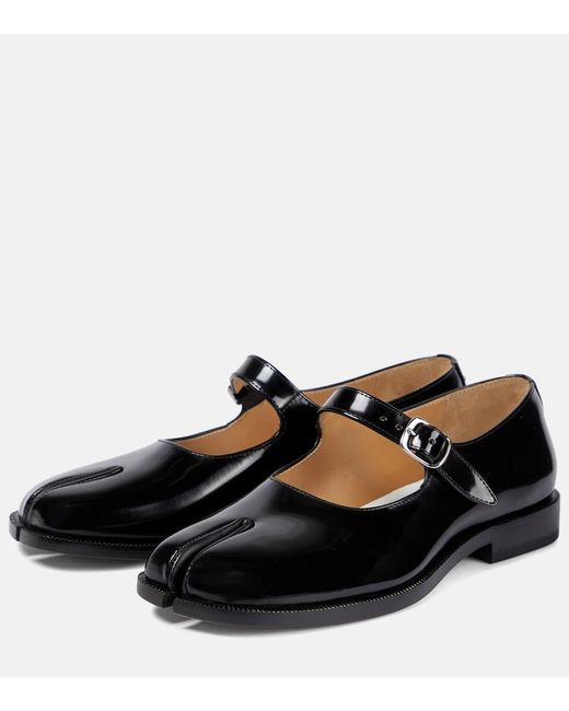 Maison Margiela Black Tabi Patent Leather Mary Jane Flats