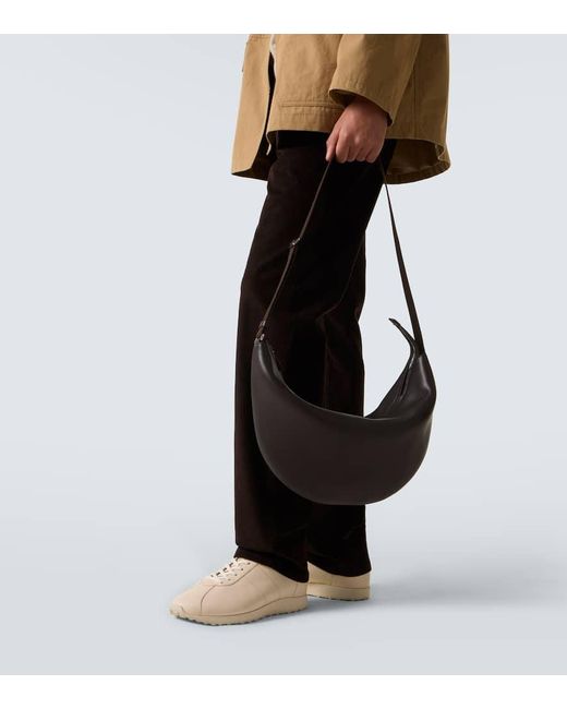 The Row Crossbody Bag Aus Leder in Black für Herren