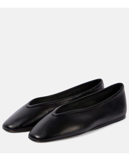 Le Monde Beryl Black Luna Leather Ballet Flats