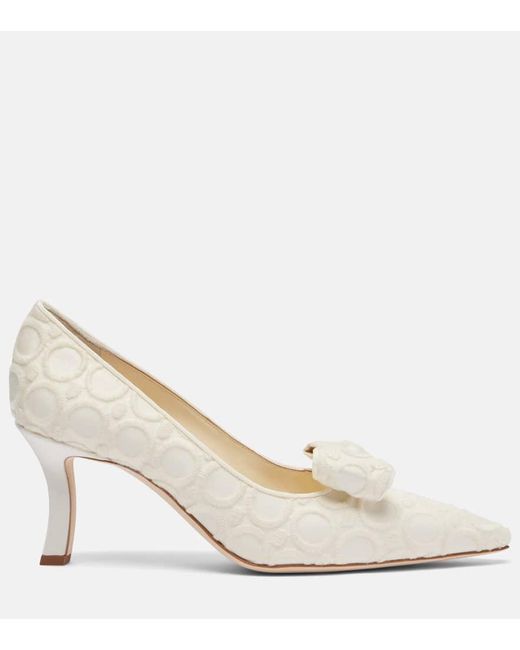 Manolo Blahnik White Bestickte Pumps Epirotes 70 Aus Satin