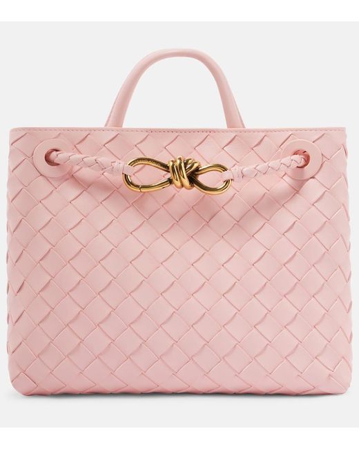 Bottega Veneta Pink Andiamo Kleine Tote Aus Intrecciato-Leder