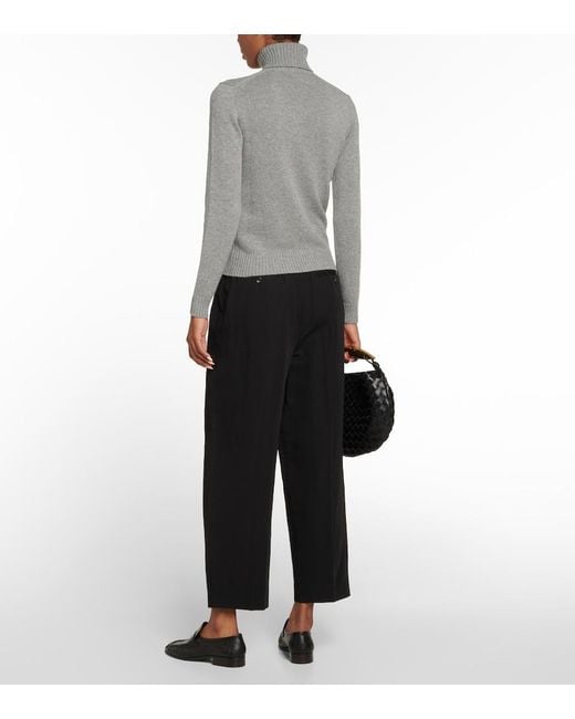 Loro Piana Gray Parksville Cashmere Turtleneck Sweater