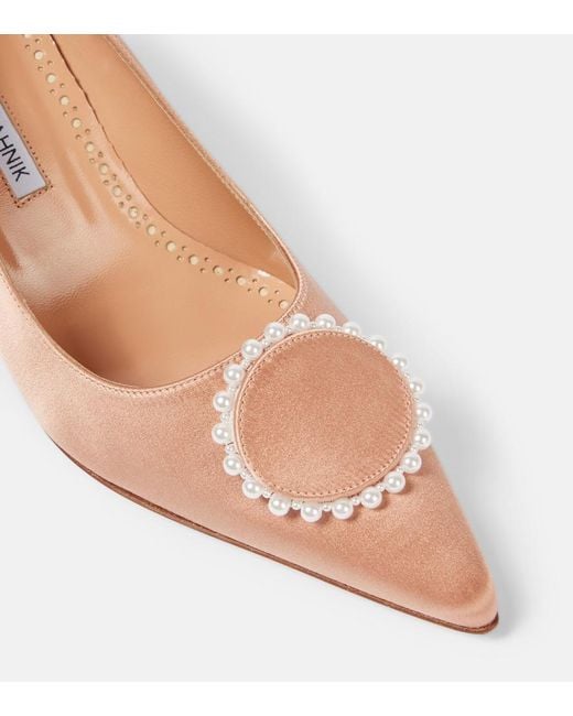 Manolo Blahnik Natural Kifaclo 70 Embellished Satin Pumps