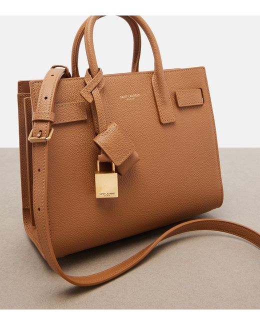 Sac De Jour Nano En Cuir Saint Laurent en coloris Brown