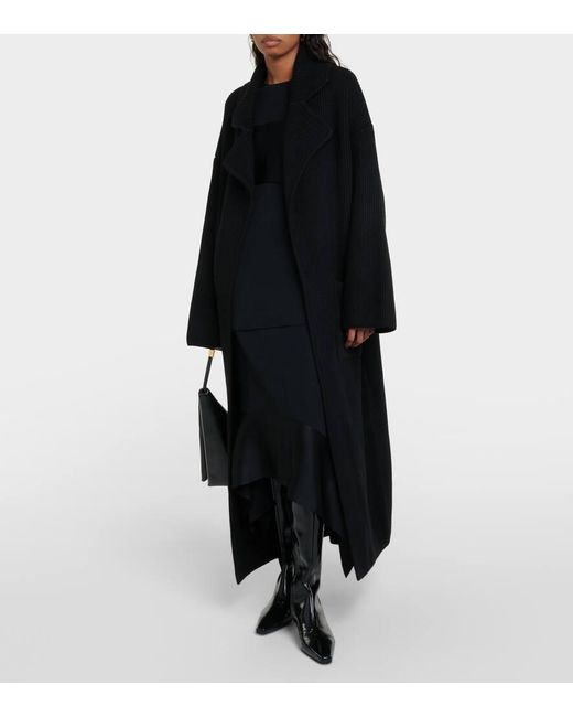 Ribbed long cardi-coat di Totême  in Black