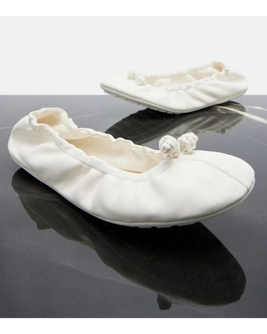 Bottega Veneta White Fantasmina Knot Leather Ballet Flats