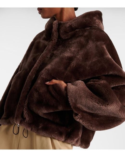 Chaqueta Cropped De Borrego Blancha de color Brown