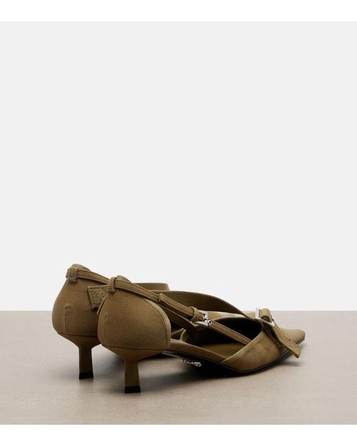 Pumps di Prada in Brown