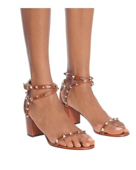 Valentino Rockstud Leather Sandals in Brown - Lyst