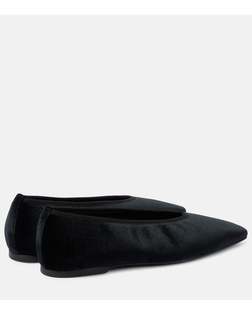 Totême  Black Minimalist Velvet Ballerina Flat