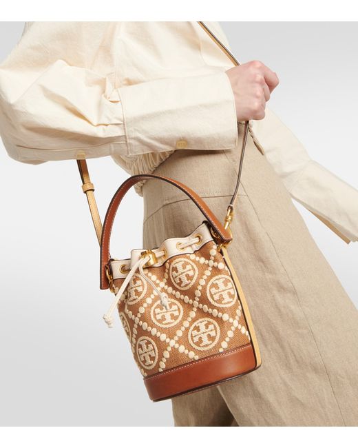 Tory Burch Double T Embroidered Shoulder Bag in Brown | Lyst
