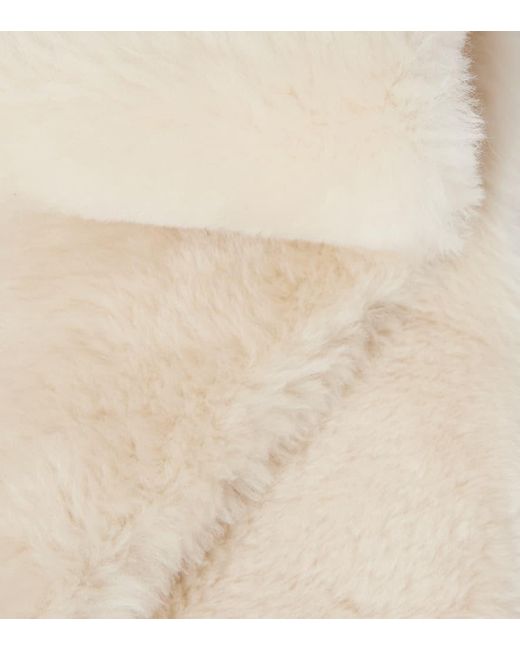 Totême  White Schal Aus Shearling