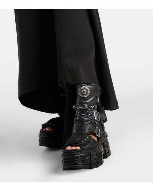 Stivali in pelle con platform di Vetements in Black