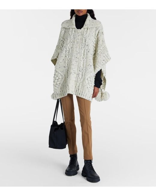 Poncho Trenzado Aran De Lana Moncler de color Natural