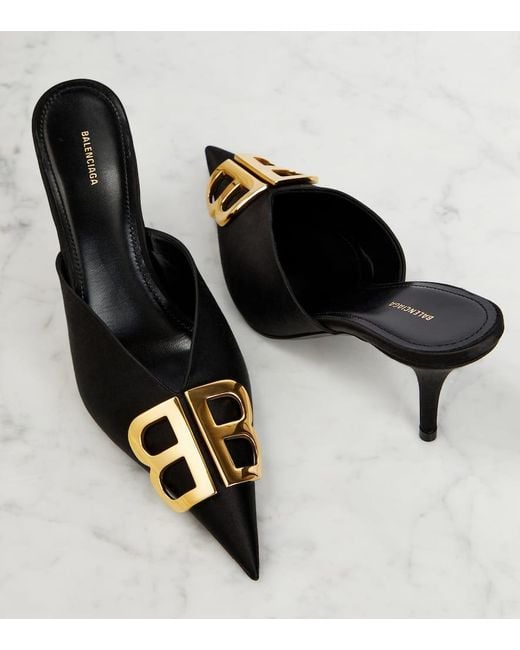 【送料&関税込】Balenciaga Bb Logo Plaque Heeled Mules Balenciaga Bb Satin Mules in Black | Lyst