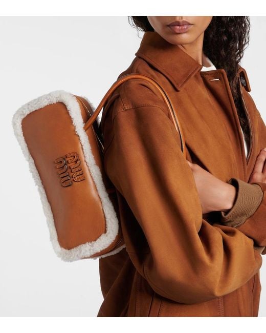 Bolso Arcadie Medium De Piel Miu Miu de color Brown