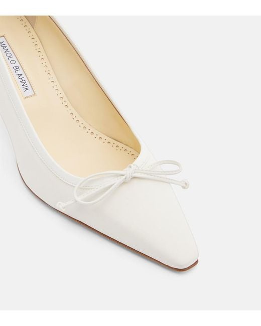 Manolo Blahnik White Martebal 50 Bow-Detail Leather-Trimmed Pumps