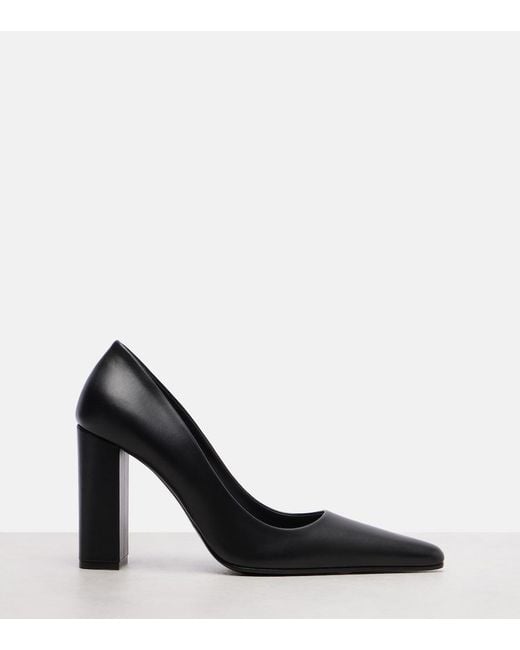 Alaïa Black Pointy Leather Pumps