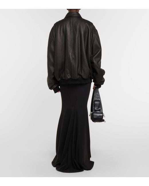 Veste bomber oversize en cuir Balenciaga en coloris Black