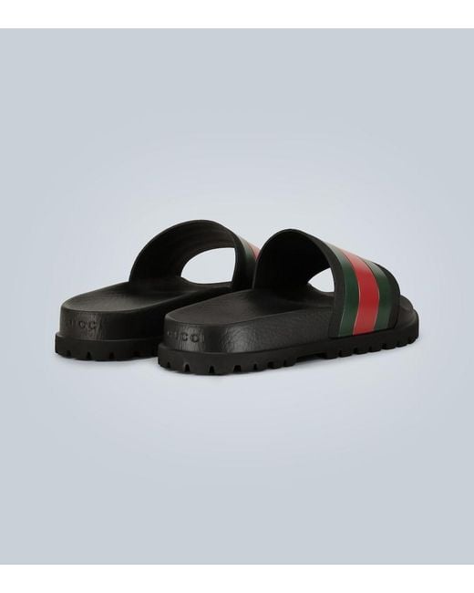 Claquettes de piscine en caoutchouc Pursuit Gucci pour homme en coloris Black