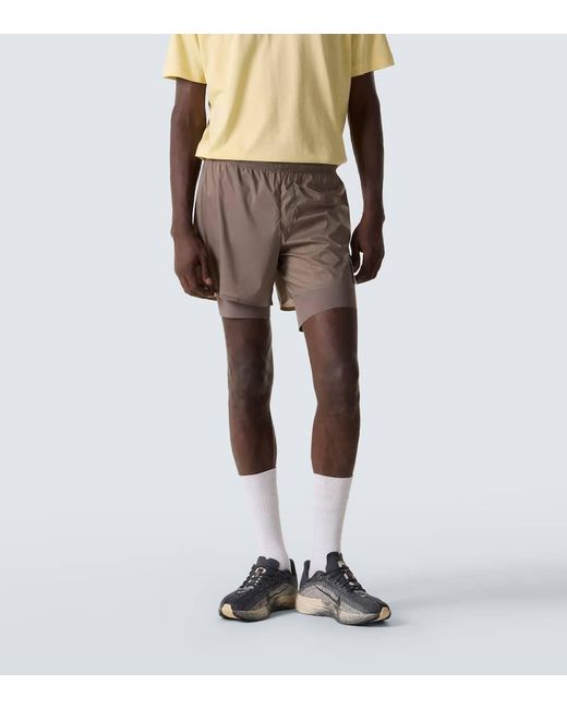 Shorts De Running Techsilk 8" Satisfy de hombre de color Natural
