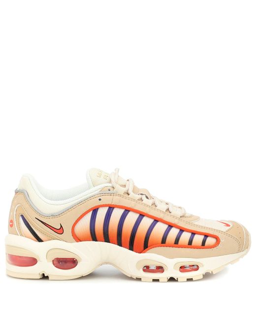 nike tailwind orange