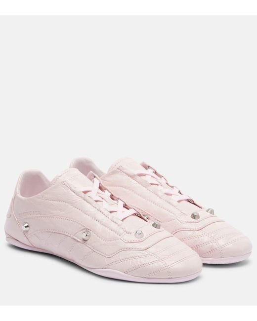Baskets City En Cuir Balenciaga en coloris Pink