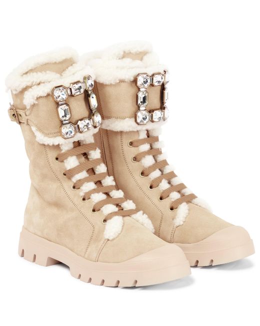 combat boots with shearling