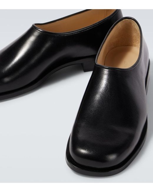 Lemaire Anatomic Leather Slip-On Loafers in Black for Men | Lyst