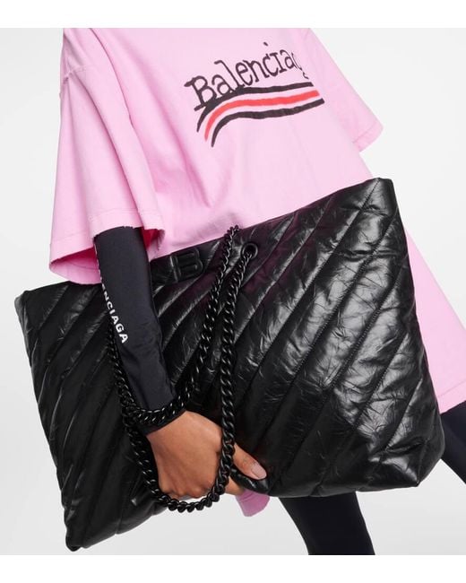 Balenciaga Black Shopper Crush East-West Large aus Leder