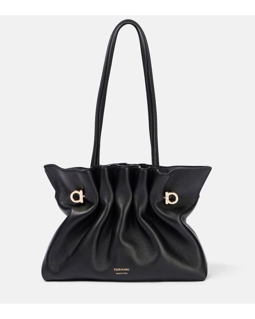 Ferragamo Black Schultertasche Gancini Small Aus Leder