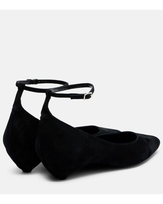 Jude Black Mode Suede Pumps